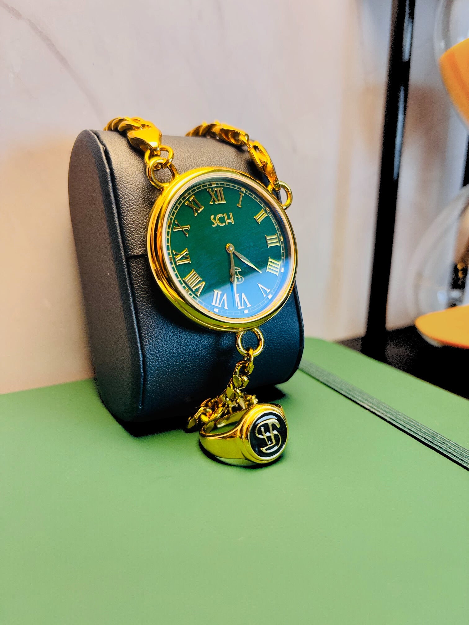 SCH Emerald Gold — Swiss Quartz Luxury Timepiece